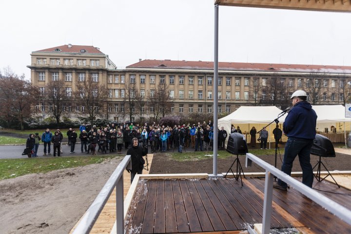 Snímek 32