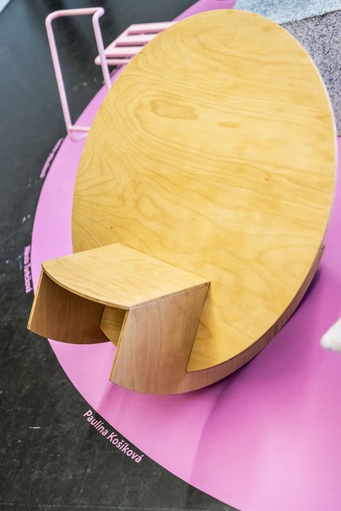 Snímek 142