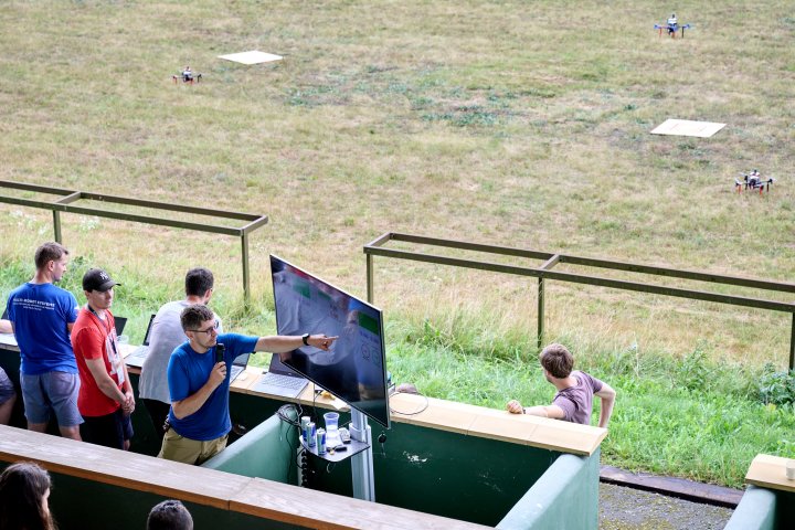 Snímek 13