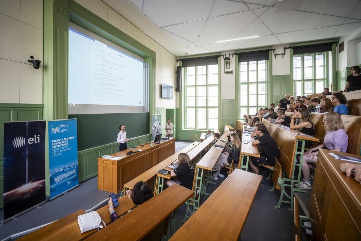 Snímek 67