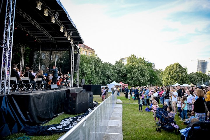 Snímek 81