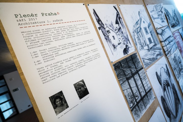 Snímek 10