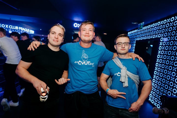 Snímek 93