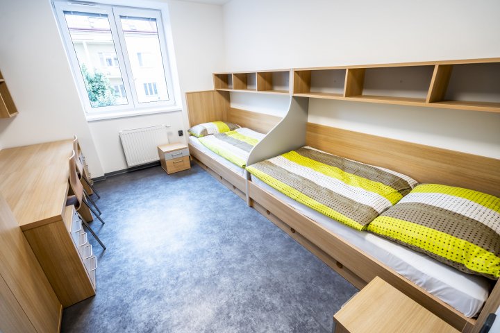 Snímek 32
