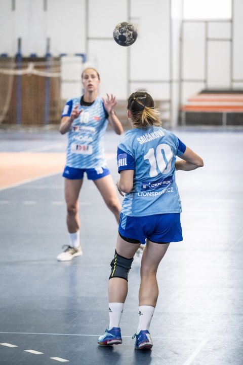 Snímek 16