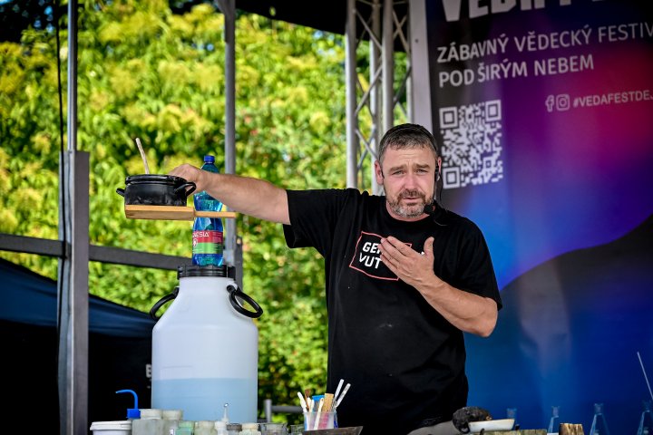 Snímek 313