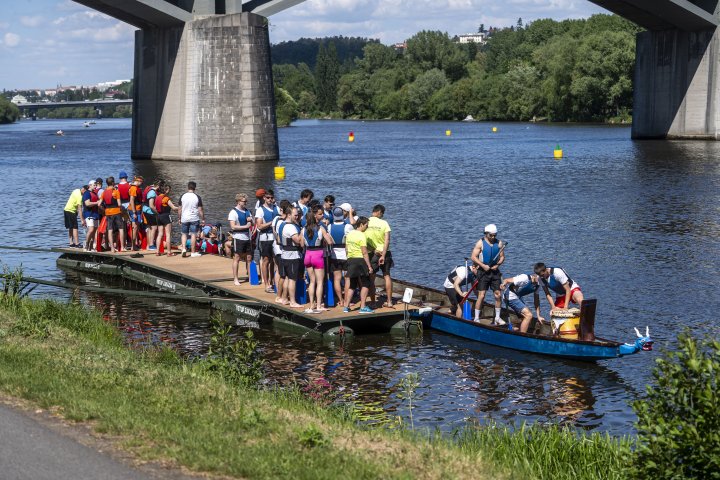 Snímek 157