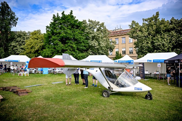 Snímek 7