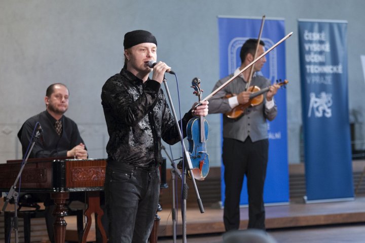 Snímek 67