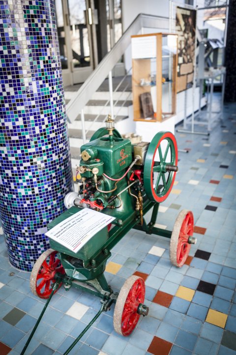 Snímek 10