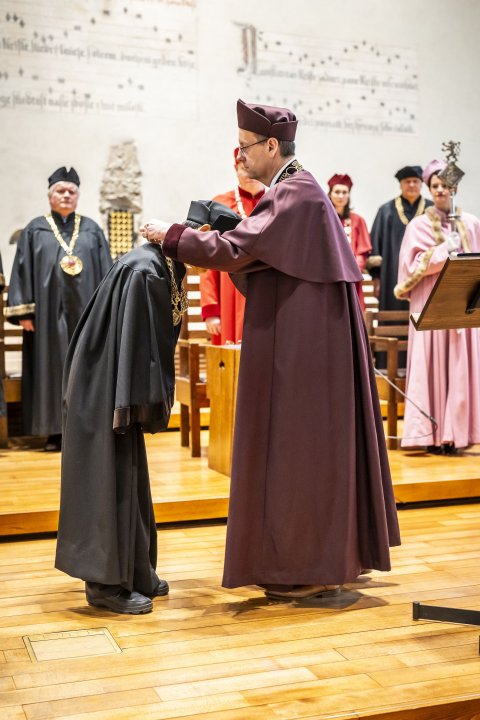 Photo 64